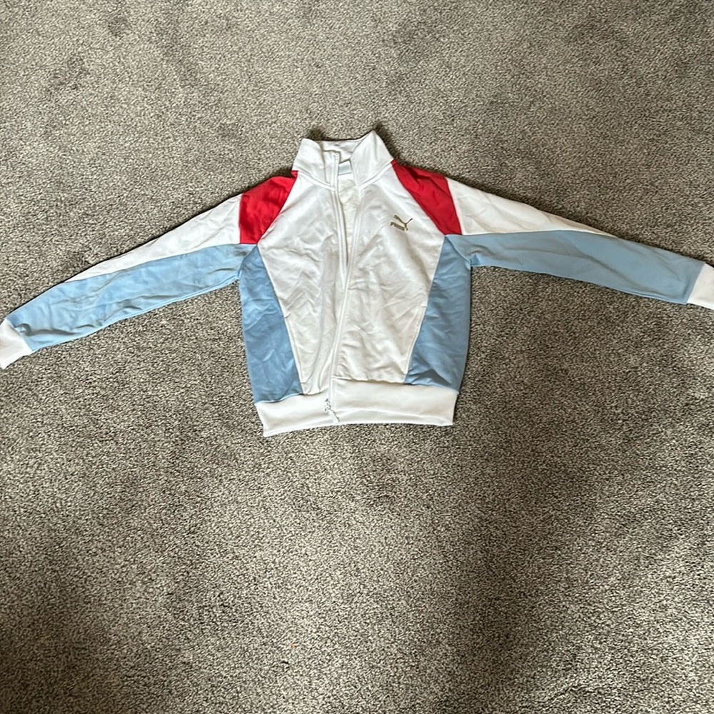 Puma zip up jacket size small